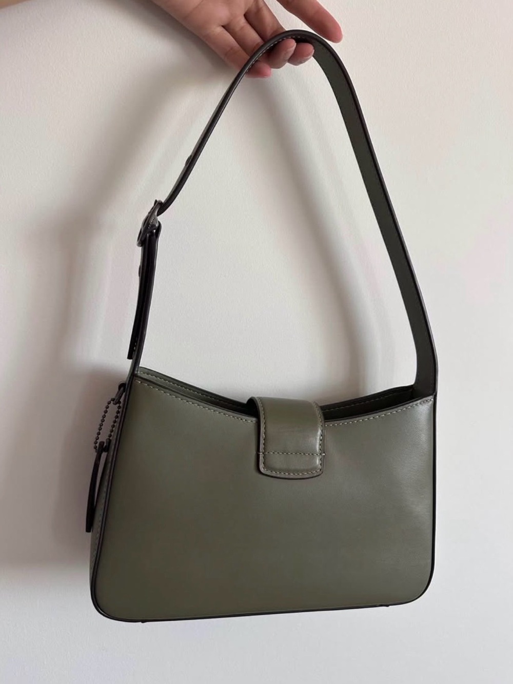 Coach Eliza Sage Green Leather Shoulder Bag - Picture 3 of 6